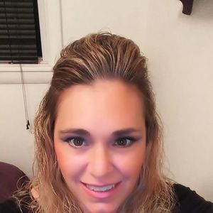 Meet your Posher, Stacy